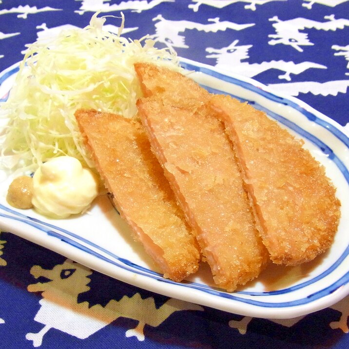 昔ながらのサクッと薄い　ハムかつ